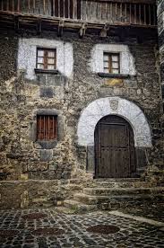 Casa rural en isaba, en el corazón del valle de roncal. Casa Tipica Isaba Navarra Basque Country Logrono Beautiful Buildings