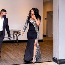 Pearl modiadie also known as the black pearl, is an exceptional young woman who's been blessed with the gift to entertain. Mzansi Bids Farewell To Pearl Modiadie As She Leaves Metro Fm Style You 7