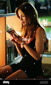 KISS, KISS, BANG, BANG USA 2005 Shane Black Harmony Faith Lane (MICHELLE  MONAGHAN) Regie: Shane Black Stock Photo - Alamy