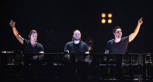 Don't you worry child is the sixth and the final single released by swedish house mafia before their initial disbandment in 2013. Released 8 Years Ago Swedish House Mafia Don T You Worry Child