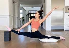 Outre la partie tv en ligne qui passent certaines chaînes tv en streaming, nous vous présentons ici des vidéos en ligne gratuites sur les thèmes suivants: Fitness Video Les Meilleures Videos De Fitness De Youtube Elle