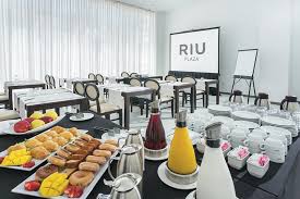 Set in a prime location of miami beach (fl), hotel riu plaza miami beach puts everything the city has to offer just outside your doorstep. Hotel Riu Plaza Miami Beach Riu Hotels Resorts