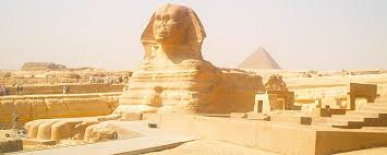 Bauten aus pflanzlichem material, lehmziegelbau und steinbau. China Kopiert Die Sphinx Und Agypten Droht Mit Unesco