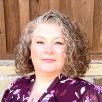 60+ "Lizzie Hendrix" profiles