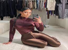 On our instagram viewer you can easy watch instagram stories, profiles, followers anonymously. Kim Kardashian West Sued Over An Instagram Picture