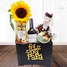Despacho a todo chile envuelto para regalo. Regalos Dia Del Padre Un Brindis Para Decir Feliz Dia Papa
