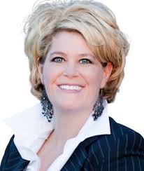 Energetic & Humorous Motivational Speaker Tami Evans