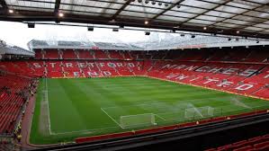 However, as a result of the invasion, the game had to be delayed. 5 Laga Liga Champions Terbaik Manchester United Di Old Trafford Indosport