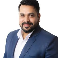 Hello, I'm from Auckland and in need of assistance with purchasing a house.  My savings include 20K in Kiwi Saver and 80K in a savings account, while my  self-employed income falls between