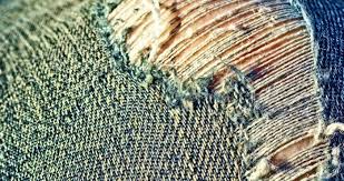 Produk zetha menggunakan dua bahan kain utama, yaitu motif denim dan katun spandex. Kain Denim Kelebihan Kekurangan Karakteristik Jenis