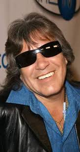 Felicidades Padre Christian Chávez González 🥳🥳 ⬇️ Deja tu comentario de  felicitación aqui⬇️