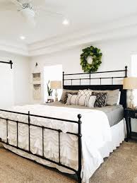 Magnolia Home Furniture Trellis Black King Metal Bed Traditional Rc Willey Furniture Store In 2020 King Metal Bed Master Bedrooms Decor Guest Bedrooms