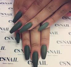 Gloss black coffin nails, hand painted acrylic nails, fake nails, fals ❤ liked on polyvore featuring beauty products, nail care and nail treatments. Dark Green Rihanna Nails Green Nails Squoval Nails