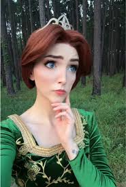 Princess Fiona and Lord Cosplay