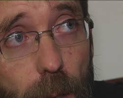 DENUNCIA DE ABUSO A CURA PÁRROCO:...