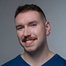 19 Caitlin McGrath-Levesque: Red's Good Vibes! Giving Grilled Gourmet  Goodies in the Granite State