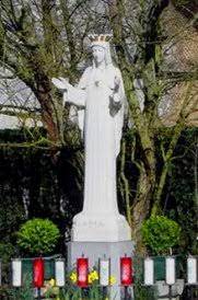 The total area is 174.55 km², giving a population density of 48 inhabitants per km². Our Lady Of Beauraing