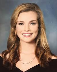 Michelle Hinkley's Instagram, Twitter & Facebook