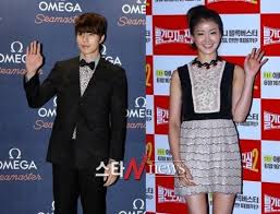 2 635 496 tykkäystä · 48 934 puhuu tästä. Lee Dong Wook And Lee Si Young In Wild Romance Soompi