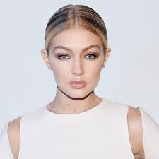 And on thursday night, gigi hadid ventured. Gigi Hadid S Best Beauty Tips
