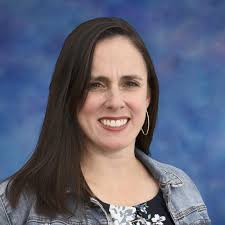 Karen Curin's Instagram, Twitter & Facebook