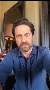 Gerard Butler of love ✓