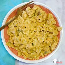 Farfalle Poulet Courgettes Recette Cookeo Recette En 2020 Cookeo Recette Poulet Courgette Recette