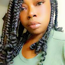 GIVEAWAY CLOSED! ⚡$50 Nike Giveaway⚡Your chance to win a little something  extra—and save big. Enter now and we'll send you our Tanger Only $25 OFF  purchase of $150+ coupon