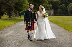 Rain in the morning, followed by severe gales to some gorgeous sunshine late in the evening! Outdoor Summer Wedding Ceremony Glamis Castle Wedding Photography