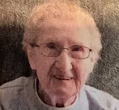 Juliann Walker's Instagram, Twitter & Facebook