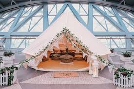 Ketika dia dioperasikan secara penuh, lapangan terbang stapleton diarah tutup untuk mencegah. Percutian Gaya Baharu Lapangan Terbang Changi Singapura Tawar Tapak Glamping Bersantai Di Taman Indah Destinasi Mstar