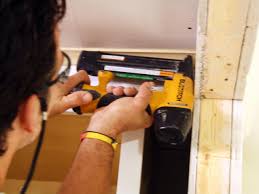 Want to install perfect crown molding easily and quickly? How To Install Kitchen Cabinet Crown Molding How Tos Diy