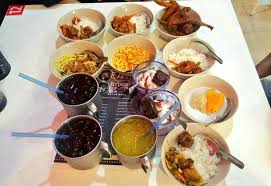 Cafe best di bangi ini menawarkan pelbagai. Mohd Hafizee On Twitter Famous With Their Delicious And Cheap Eats For Only Rm1 90 Per Bowl It Is Now Open In Johor Bahru Eat Repeat Cafe 58 Jalan Padi Emas