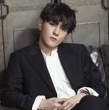 Fromis_9 facts & ideal types fromis_9 (프로미스 / 프로미스나인), an initialism for 'from idol school', consists of 9 members: List Kpop Idols Born In 1997 Updated