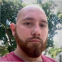 50+ perfiles de «Edgar Abrego»