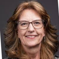 Nancy Nieblas's Instagram, Twitter & Facebook