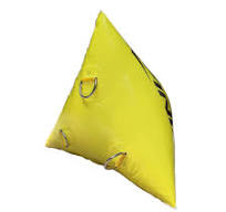 FINIS® Triangular Inflatable Buoy | 0.6m Open Water Race Markers