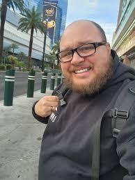 Just got to Vegas, as a traveling food vlogger....where are some of the  best spots to try??? #foodie #vegas #foodblogger