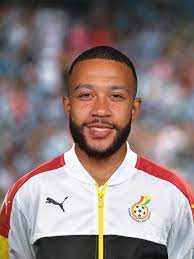 The real reason why memphis depay has dropped 'depay' from his shirt. Jabulani Xi On Twitter Name Memphis Depay Nation Netherlands Eligible For Ghana Depay Was Born In Holland To A Ghanaian Father Dutch Mother For Couple Of Years Now The