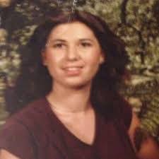 Angela Tapp's Instagram, Twitter & Facebook