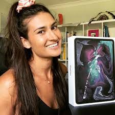 Ashleigh Russell's Instagram, Twitter & Facebook