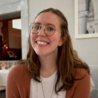 Madelyn Sutton's Instagram, Twitter & Facebook