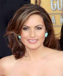 And of course, there is olivia benson, played by the multilingual actress mariska hargitay, whose benson's pantsuits have been a stealth style standout for more than 20 years. 20 Mariska Hargitay Hairstyles Hair Cuts And Colors