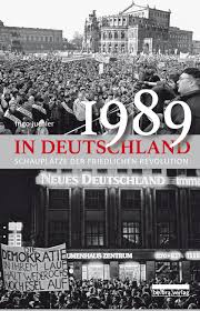 1989 In Deutschland Leseprobe By Be Bra Verlag Issuu Grins nicht, bleib ernst in der schule, oder wenn du hausaufgaben machst oder erwachsene mit dir reden. 1989 in deutschland leseprobe by be