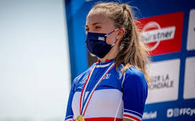 Comme une certaine julie bresset lors des saisons 2011 et 2012 qui avaient précédé son sacre olympique à londres, loana lecomte (massi), encore espoir, est déjà. Loana Lecomte Facebook