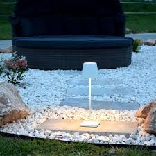 Led Akku Tischleuchte Qutarg Fur Aussen Dimmbar Ip54 Weiss 67468 In 2020 Tischleuchte Led Tisch