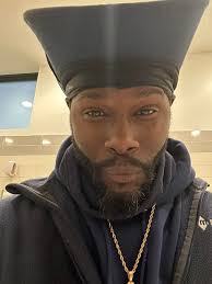 Sharing work life pictures