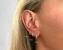 Huggie Hoop Earrings Gold Conch Hoop Cartilage Hoop Hoop Earrings Silver Pave Ring Hoop Tragus Hoop Small Helix Hoop Hoop Earrings Small Tragus Hoop Gold Hoop Earrings