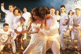 Pin By Daniela Sedmakova On Tini El Gran Cambio De Violetta Martina Stoessel Style Inspiration Spring Couple Photos