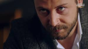 תקצירי פרקי השבוע "נאהבים" 14.3.21-18.3.21 פרק 111 עזיז מבקש מסאליח שיעזור  לו לצאת למסע. פרידה פונה לילצ'ין שיעזור לה לגלות פרטים על הרצח של דודה שלה.  אלטאן ואמינה מתחילים לארגן את המסעדה